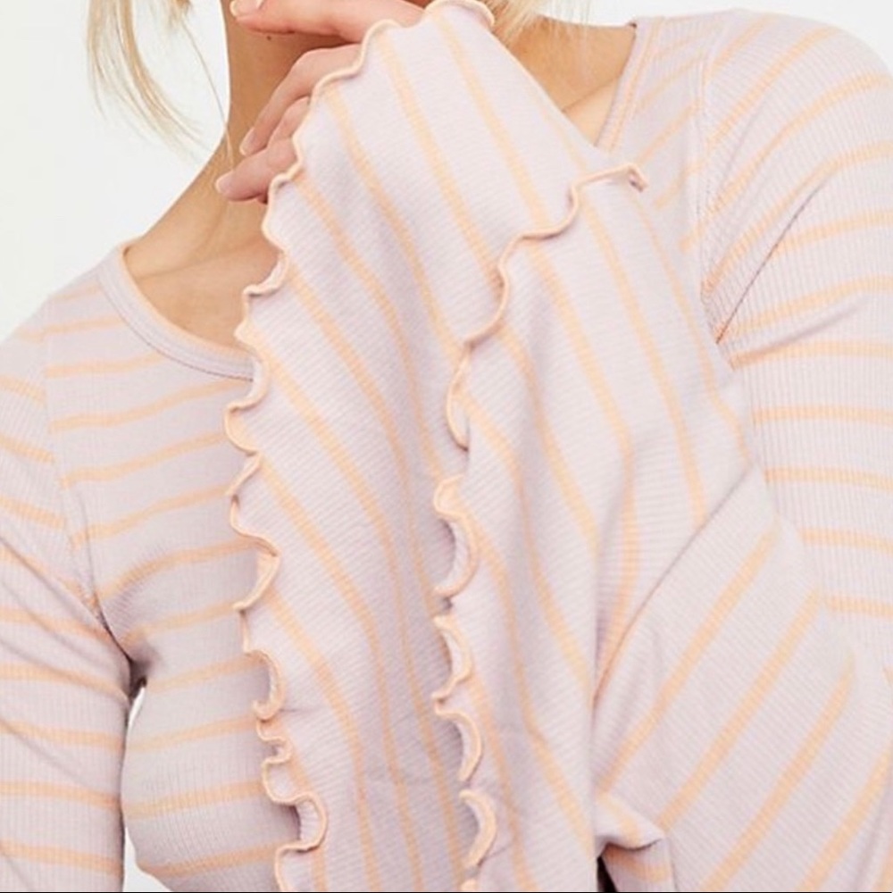 NWT we the free | good find top  Medium